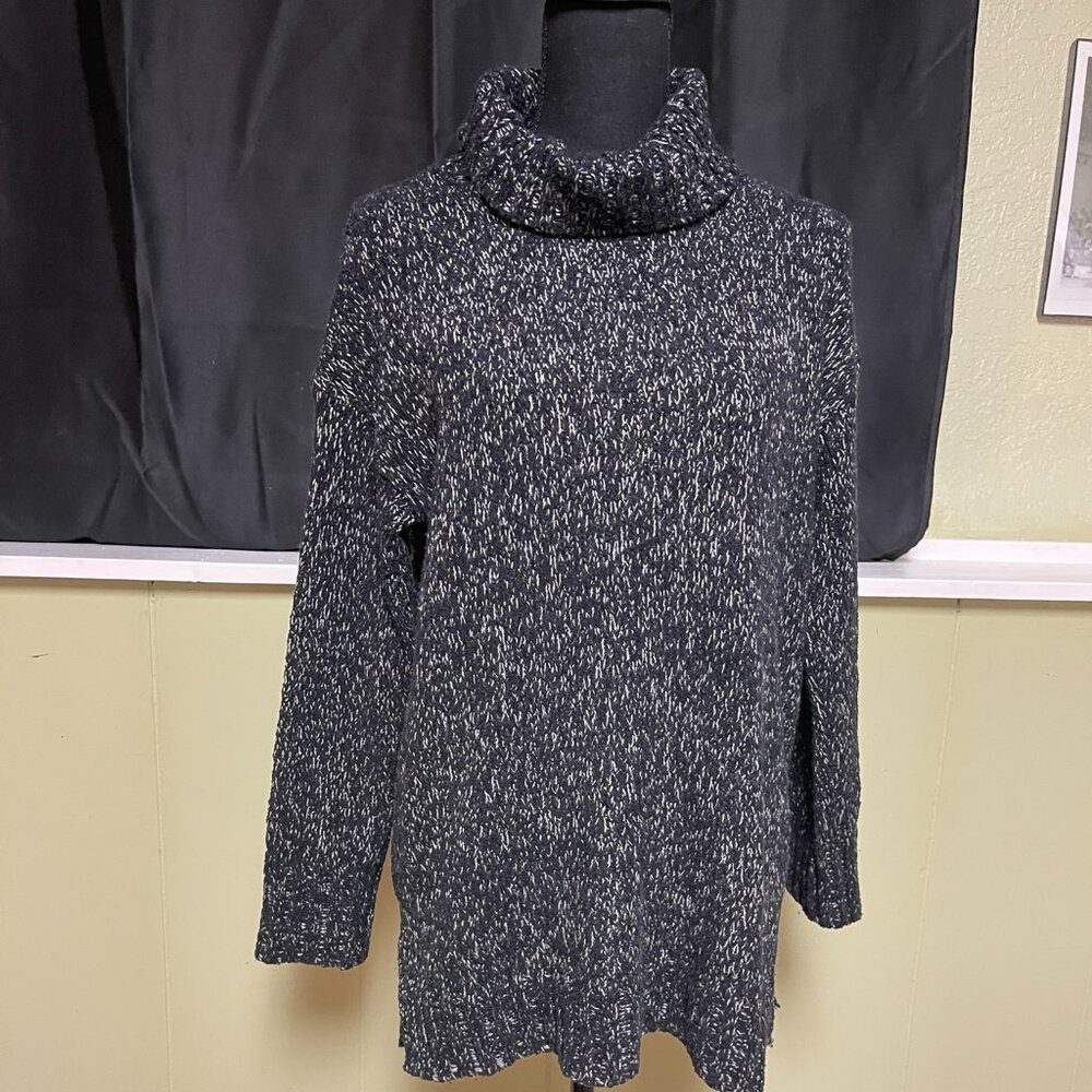 Eddie Bauer Dark Blue Turtleneck Sweater